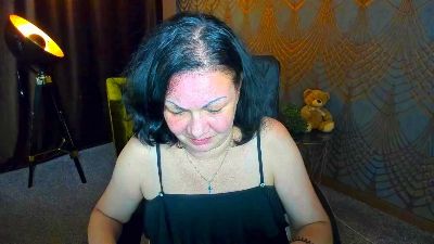 IrissMoon live cam on Cam4