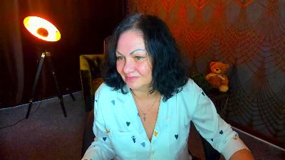 IrissMoon live cam on Cam4
