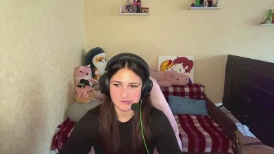 IrmaSchoenberg live cam on Cam4