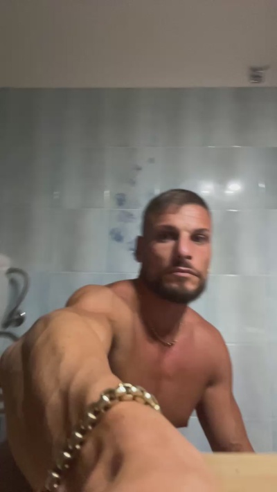 IronDylan live cam on Cam4