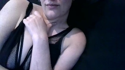 Iryna_Rose live cam on Cam4