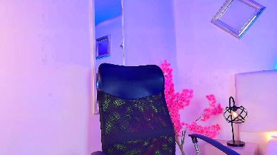 IsaCuper_ live cam on Cam4