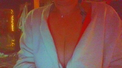 IsaKev live cam on Cam4