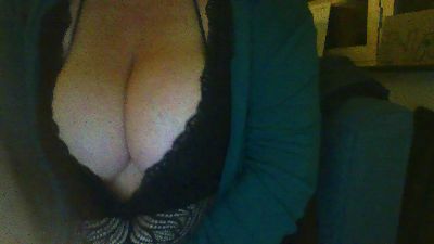 IsaKev live cam on Cam4