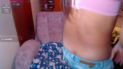 Isa_channel live cam on Cam4
