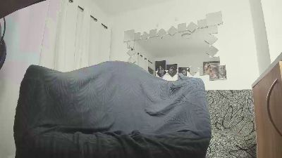 Isaaclatino live cam on Cam4