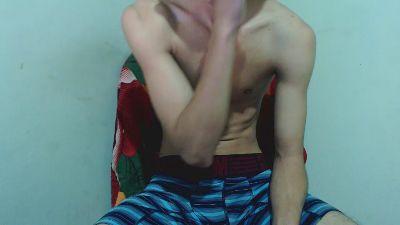 Isaaclatino live cam on Cam4