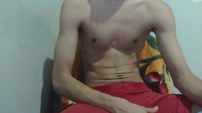 Isaaclatino live cam on Cam4