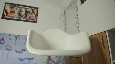 Isaaclatino live cam on Cam4