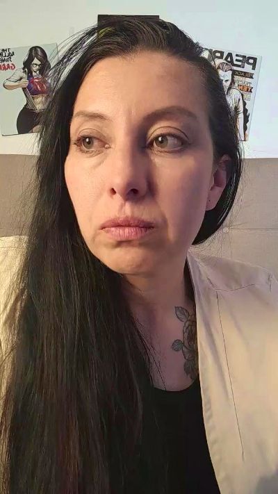 Isabel_DAmour live cam on Cam4