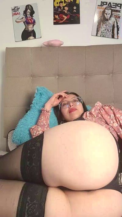 Isabel_DAmour live cam on Cam4