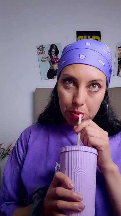 Isabel_DAmour live cam on Cam4
