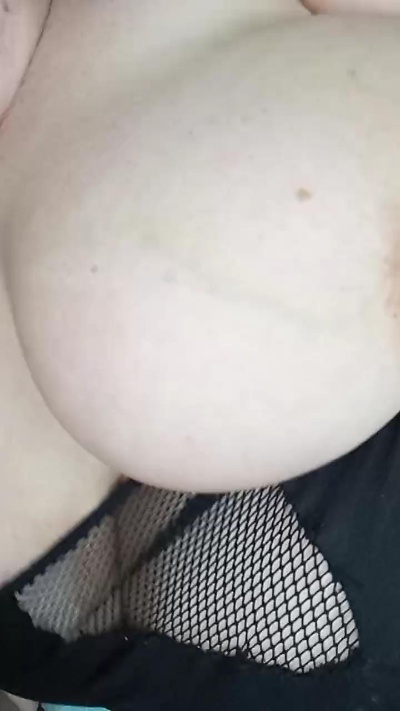 Isabelita45 live cam on Cam4