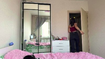 IsabellDears live cam on Cam4