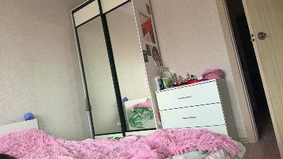 IsabellDears live cam on Cam4