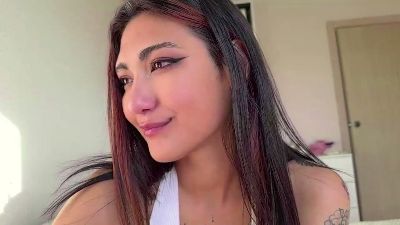 IsabellDears live cam on Cam4