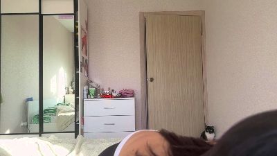 IsabellDears live cam on Cam4