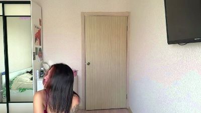 IsabellDears live cam on Cam4