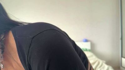IsabellDears live cam on Cam4