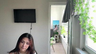 IsabellDears live cam on Cam4