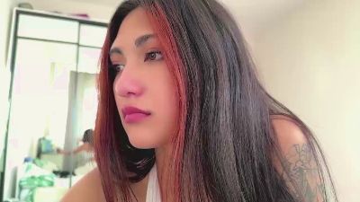 IsabellDears live cam on Cam4