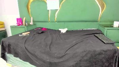 Isabella01SS live cam on Cam4