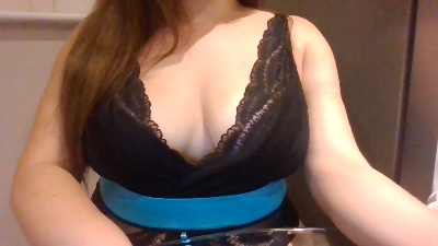 IsabellaBeau live cam on Cam4