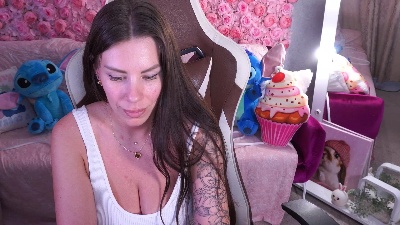 IsabellaFoxyy live cam on Cam4