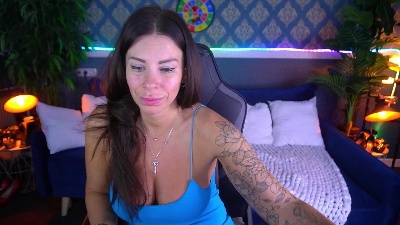IsabellaFoxyy live cam on Cam4