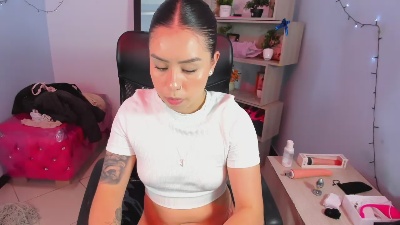 IsabellaSumme live cam on Cam4