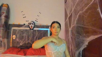 Isabella_Trans live cam on Cam4