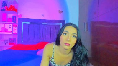 Isabella_Trans live cam on Cam4