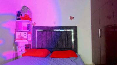 Isabella_Trans live cam on Cam4