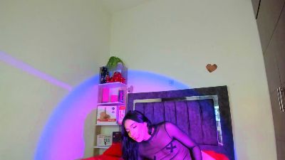 Isabella_Trans live cam on Cam4