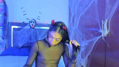 Isabella_Trans live cam on Cam4