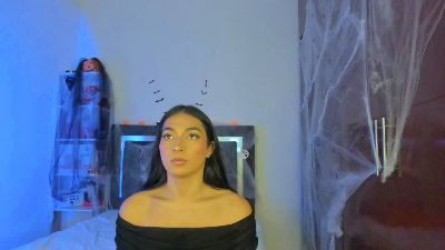 Isabella_Trans live cam on Cam4