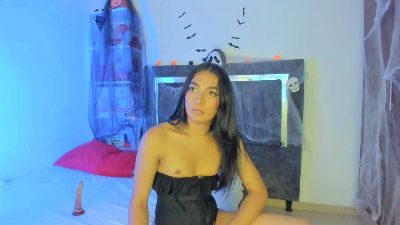 Isabella_Trans live cam on Cam4
