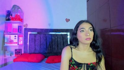 Isabella_Trans live cam on Cam4