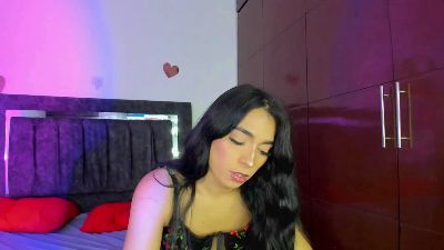 Isabella_Trans live cam on Cam4