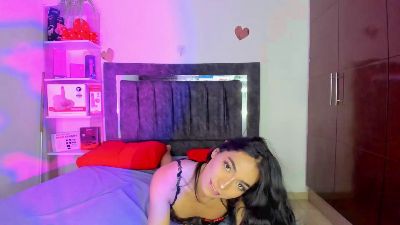 Isabella_Trans live cam on Cam4