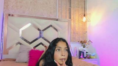 Isabella_Zr live cam on Cam4