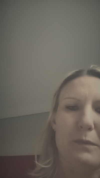 Isabelle_Cora live cam on Cam4