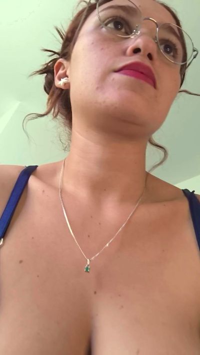 Isabelle_x live cam on Cam4
