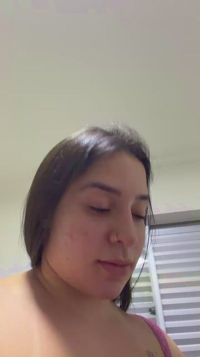 Isafigueroa live cam on Cam4