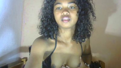 Isah2026 live cam on Cam4