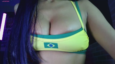 Isahotwife live cam on Cam4