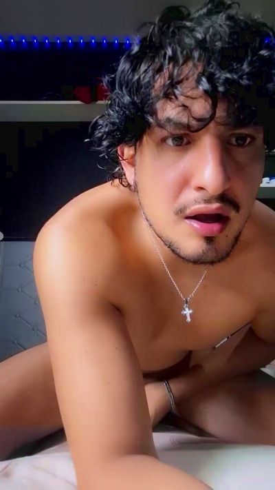 Isain3 live cam on Cam4
