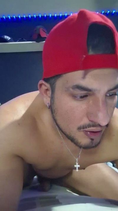 Isain3 live cam on Cam4