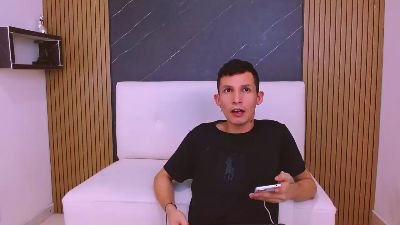Isak_Berekoa live cam on Cam4