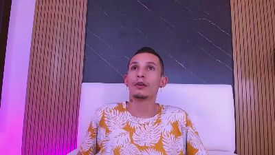 Isak_Berekoa live cam on Cam4